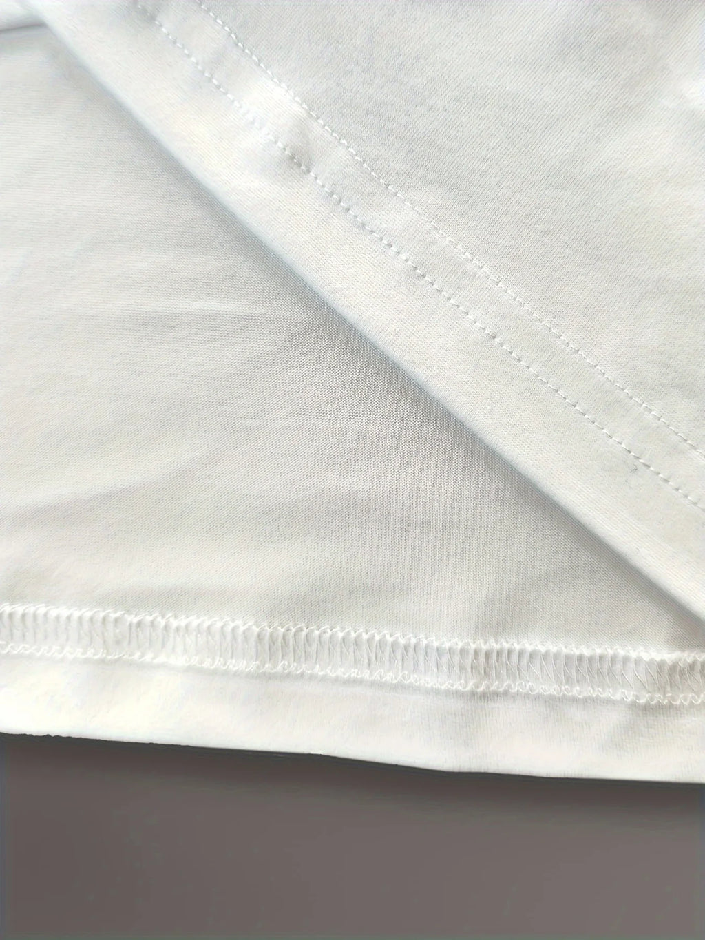 Graphic Golf Tee Black Breathable Womens Casual Golf T-Shirt GOLF WIVES Lettering with Crossed Clubs Martini Design